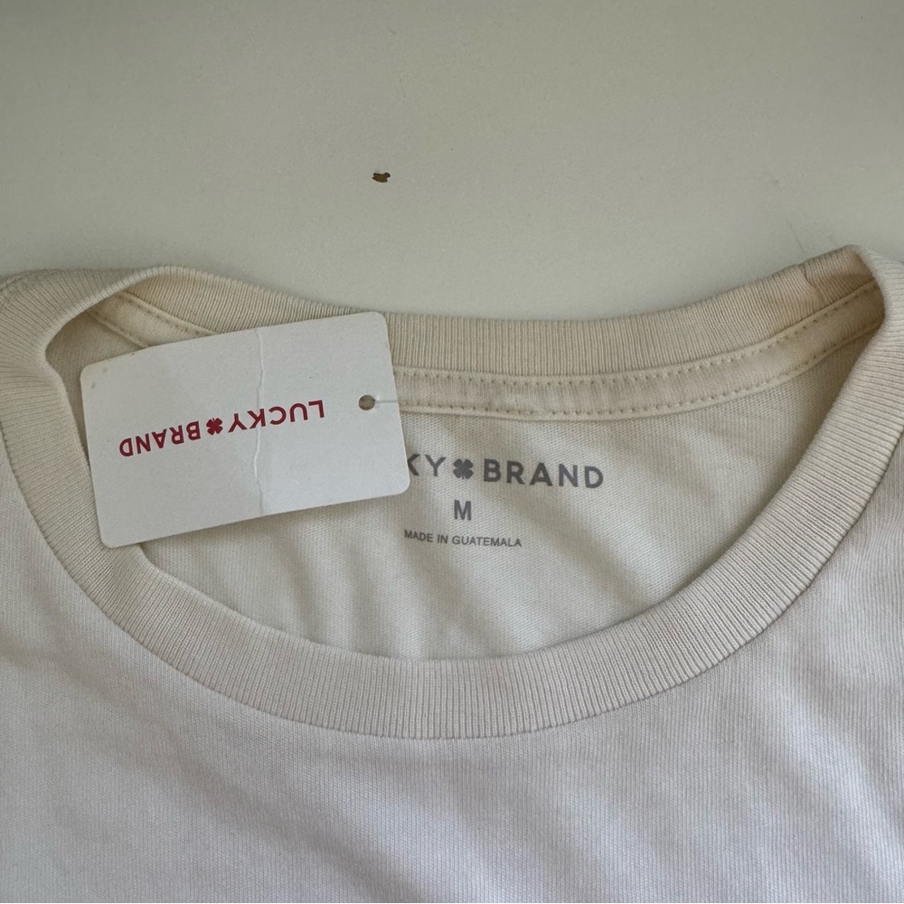 Queen of Cocktails Graphic T-Shirt
Lucky Brand Off White Cream Medium NWT - Picture 8 of 9